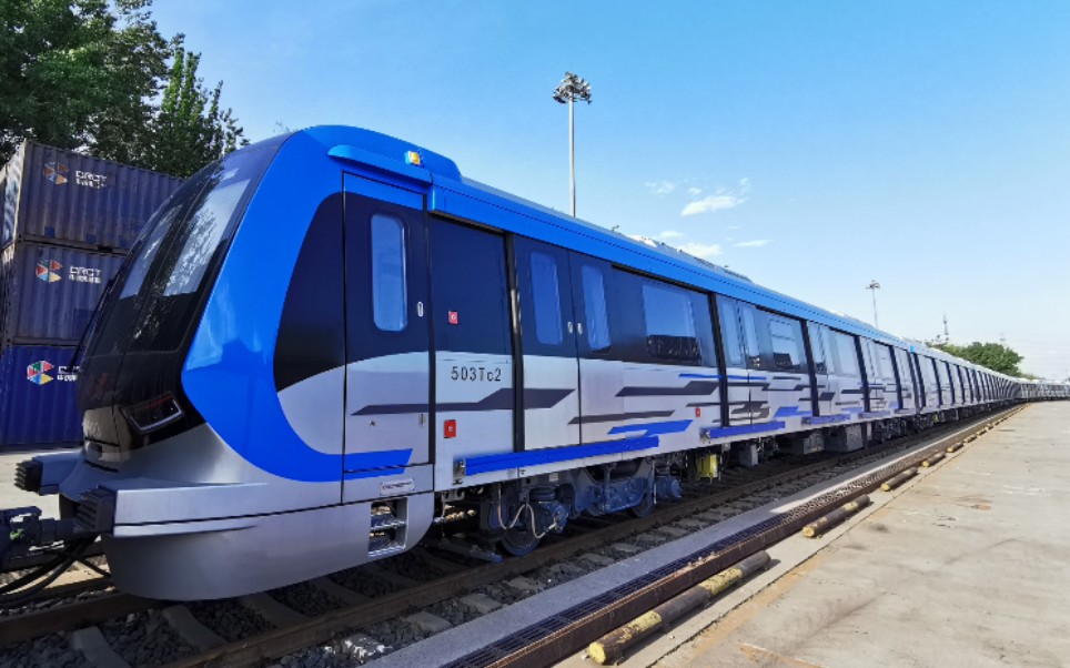 新车速览!甲种输送北京京港地铁17号线列车(四方生产)以及押运车讲解(