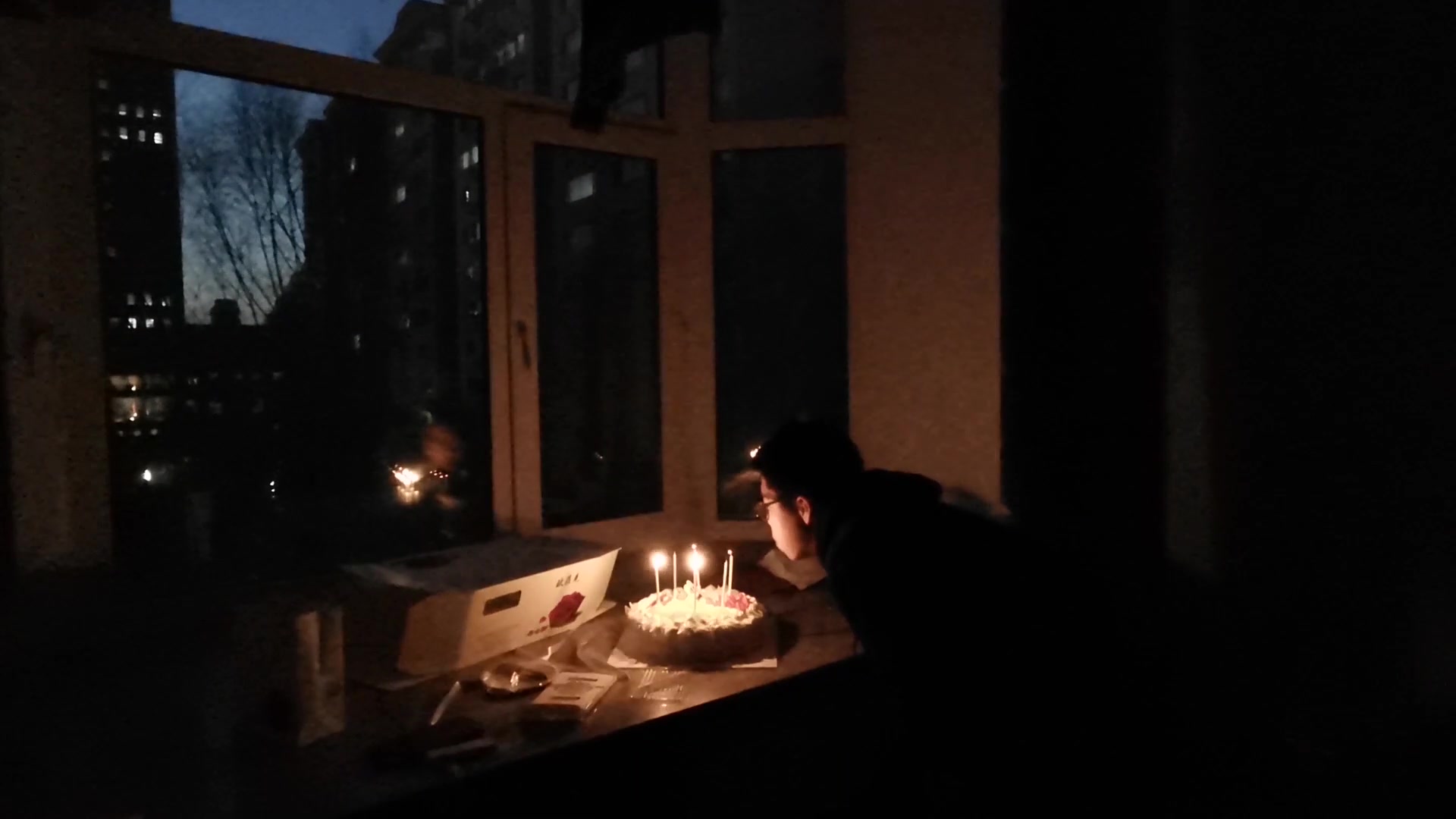 寝室大佬吹蜡烛