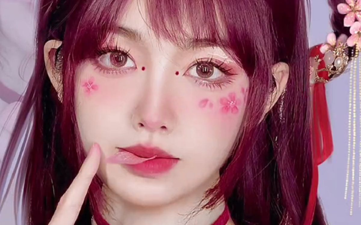 你们要的花小楼仿妆虽迟但到