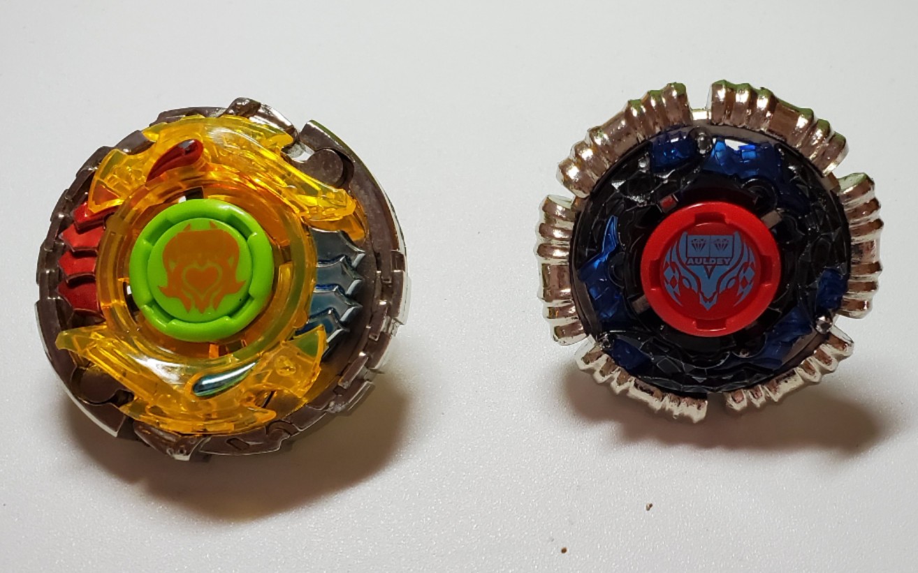 飓风战魂破天巨锤vs地爆玄甲