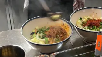 这碗油泼面正宗不