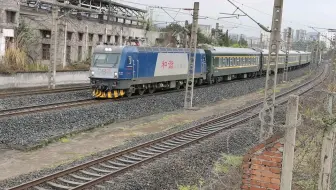福州开往重庆西K805 本务HXD3C 0650