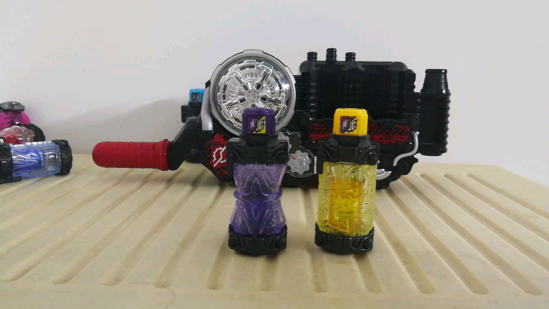 假面骑士build创骑dx满瓶瓶子能量瓶忍者漫画_哔哩哔哩_bilibili