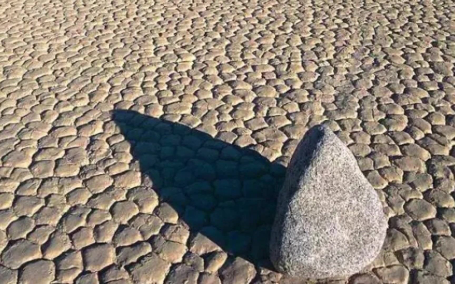 地情探秘第69期没有脚没人动会自己移动的石头美国死亡谷风帆石