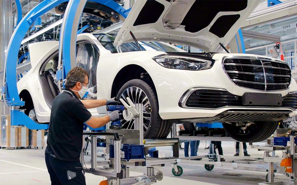 【汽车工厂】2021款全新第七代w223奔驰s级组装生产线实拍