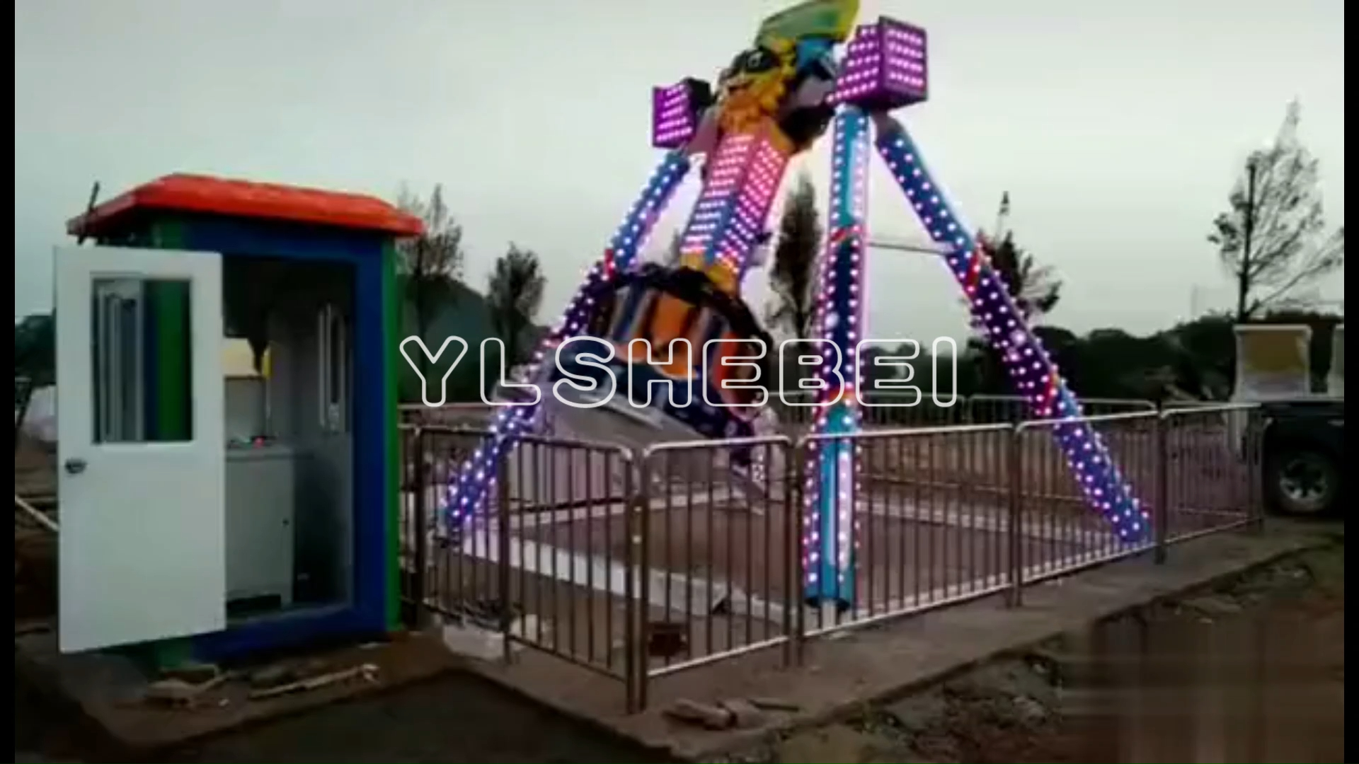 儿童游乐设备 新款6座小摆锤游乐设施