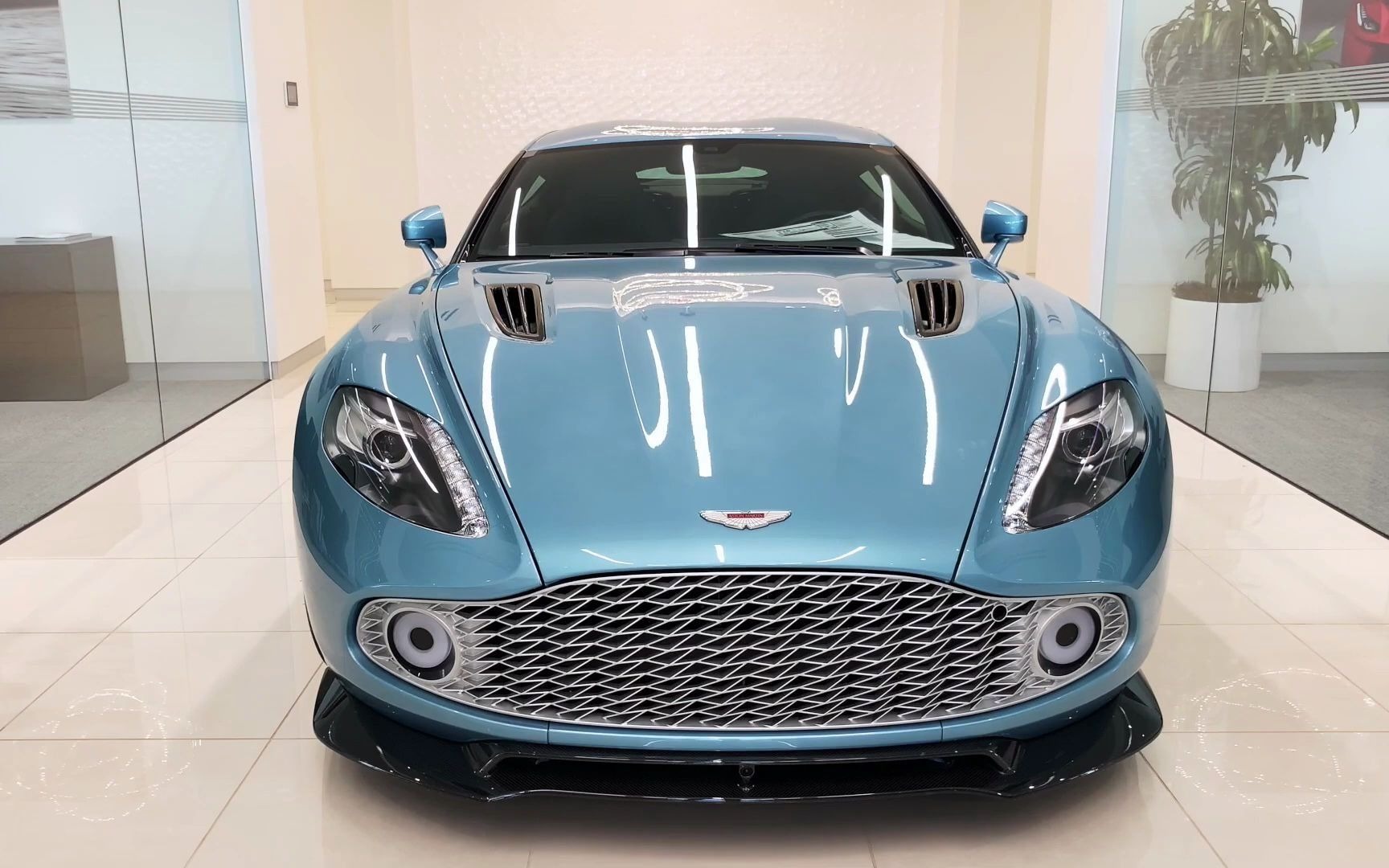 (大肥喵)阿斯顿马丁绅士蓝 aston martin vanquish zagato coupe v12
