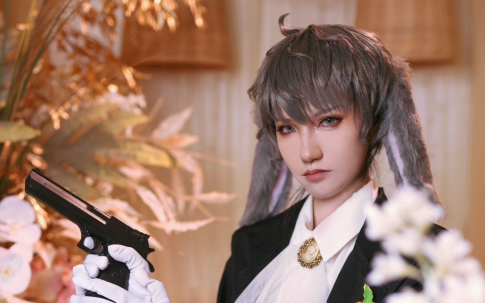 垂耳执事广播剧言逸 cos 大概没人看佛系分享是