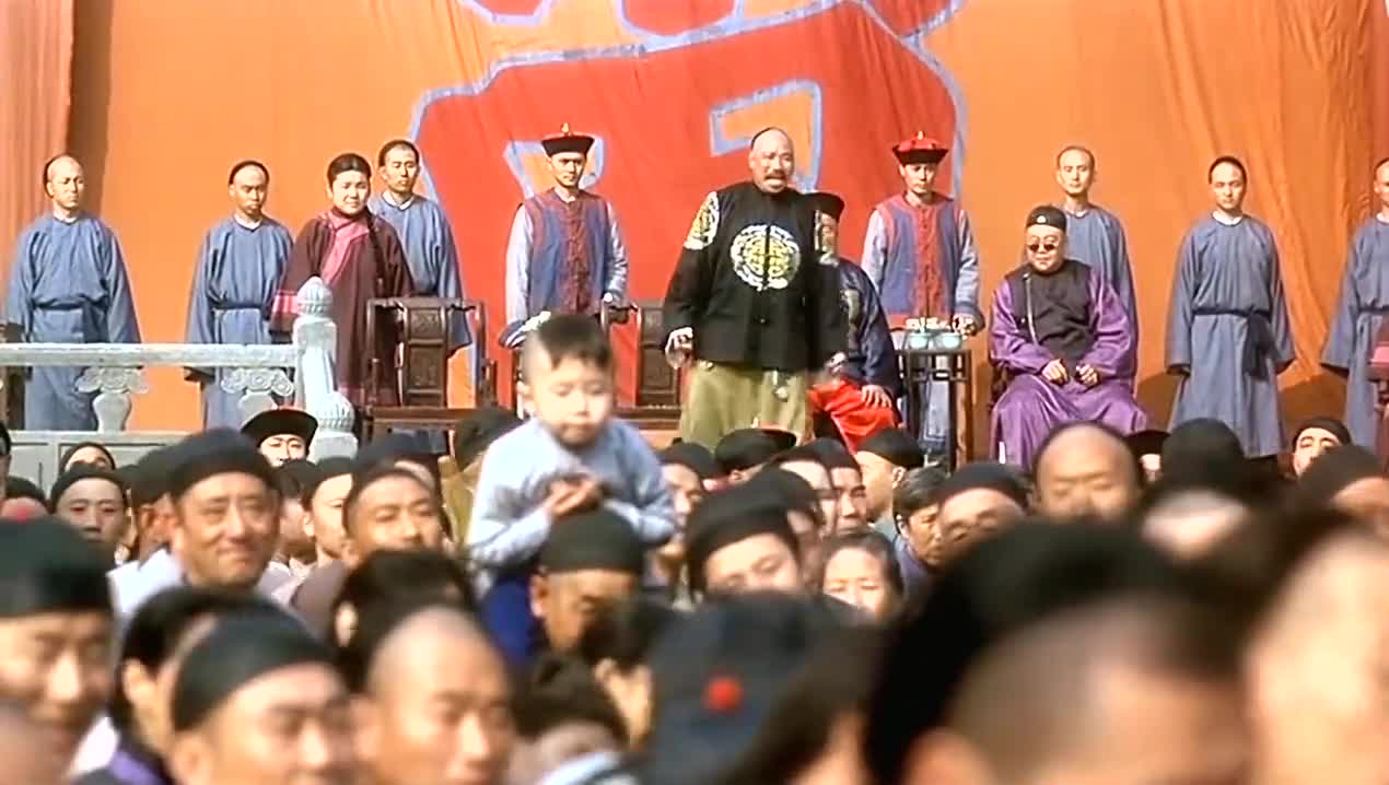 影视:方世玉大战李小环,害苦了围观看热闹的人 最后一幕太惊险