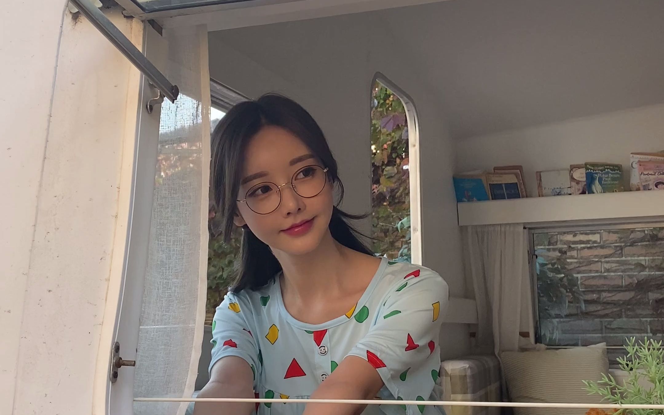 孙允珠 蜡笔小新睡衣