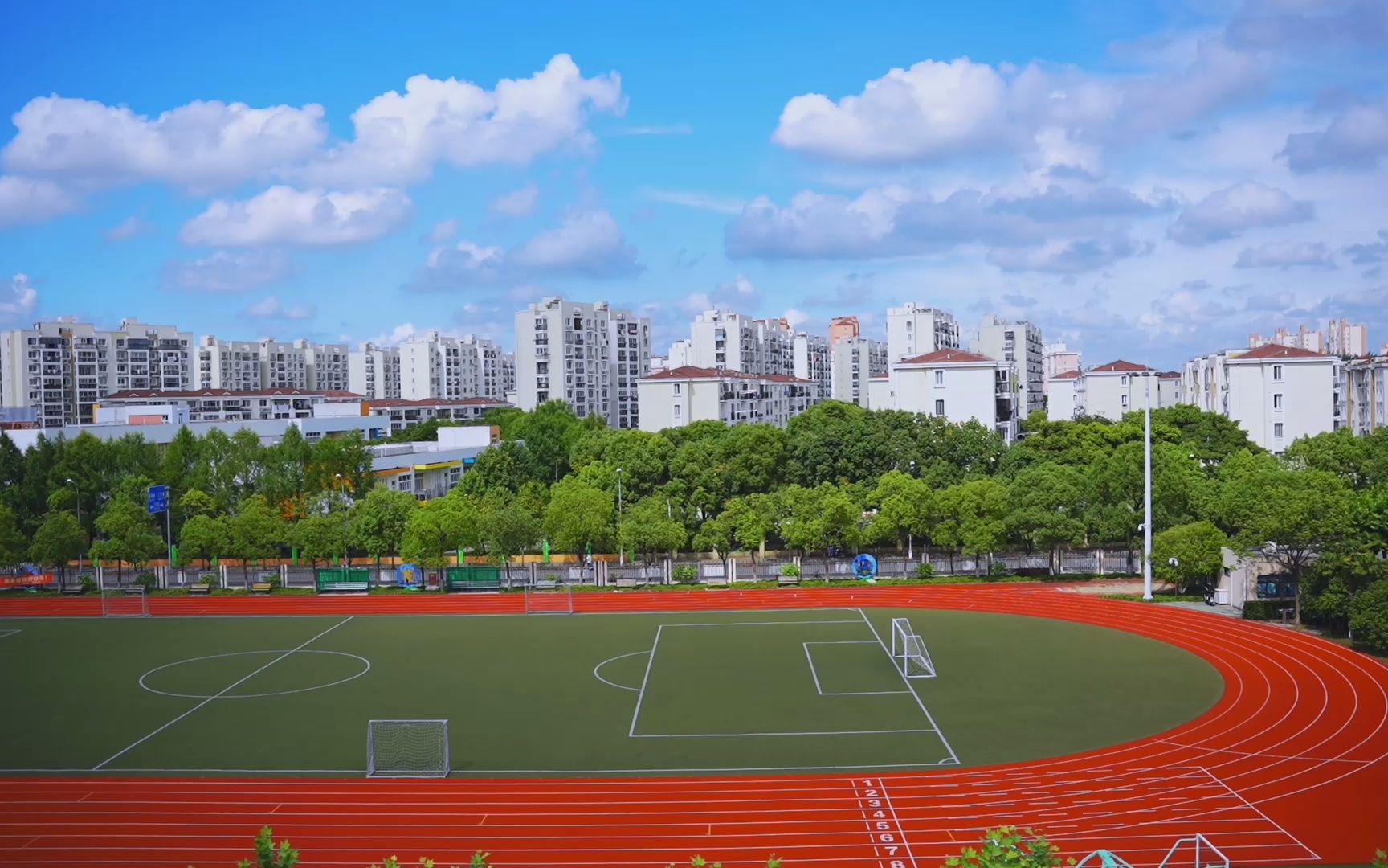 浦江二中操场延时