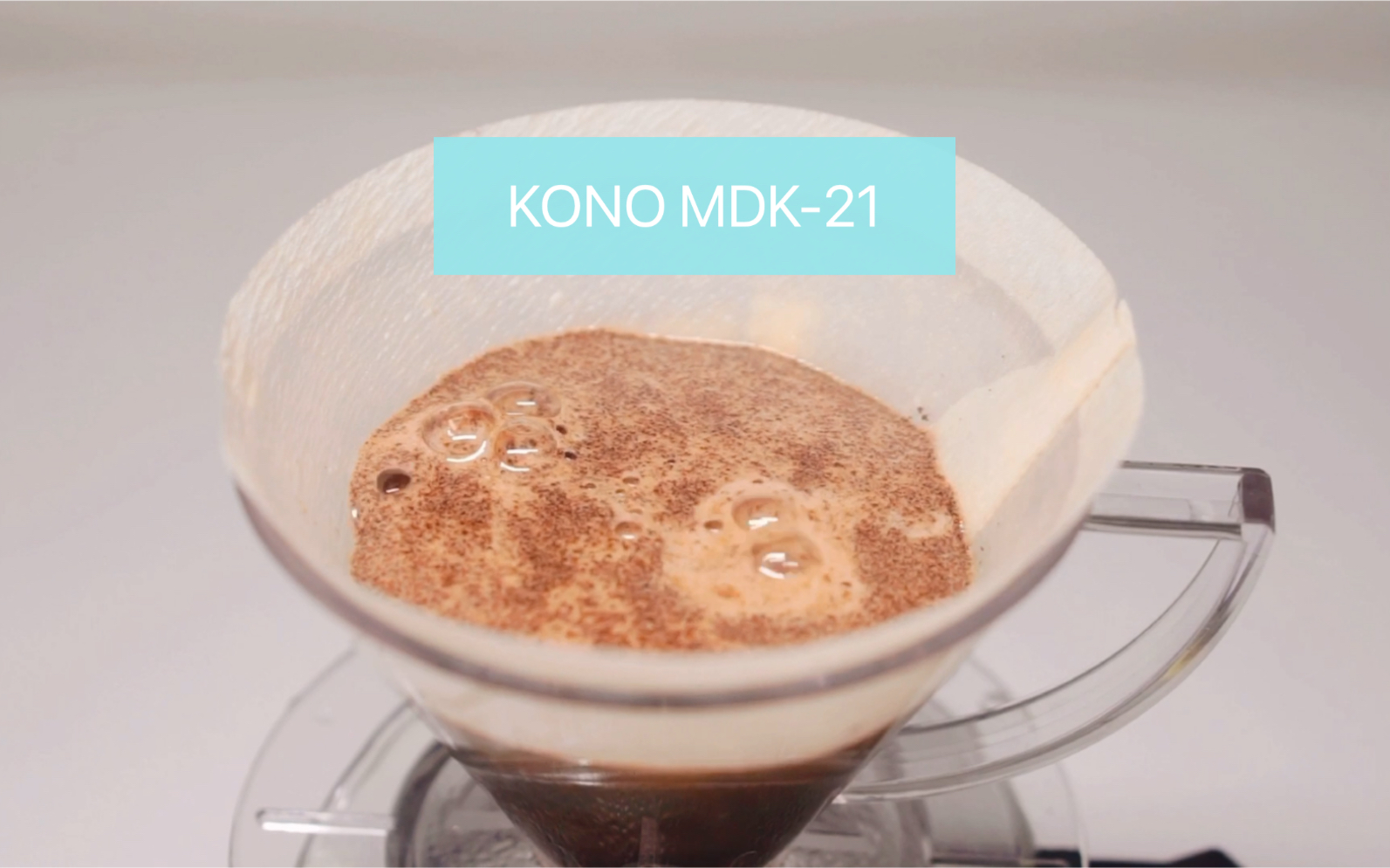 手冲咖啡kono滤杯萃取浅烘焙咖啡豆中细研磨三段式