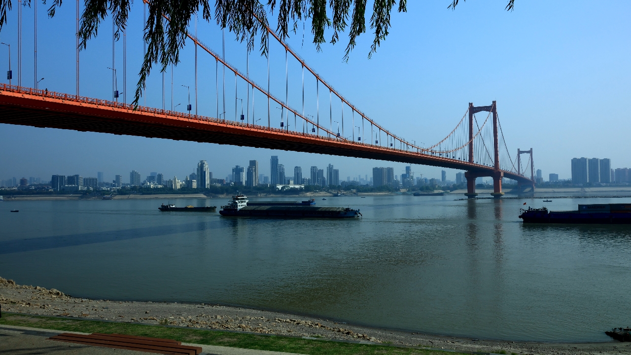 鹦鹉洲长江大桥汉阳江滩公园