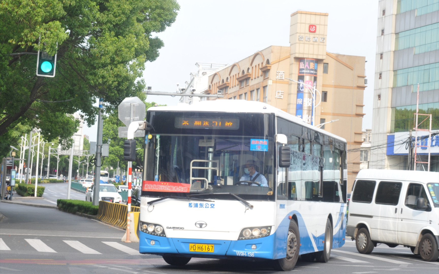 浦东51路pov(报站版)7倍速