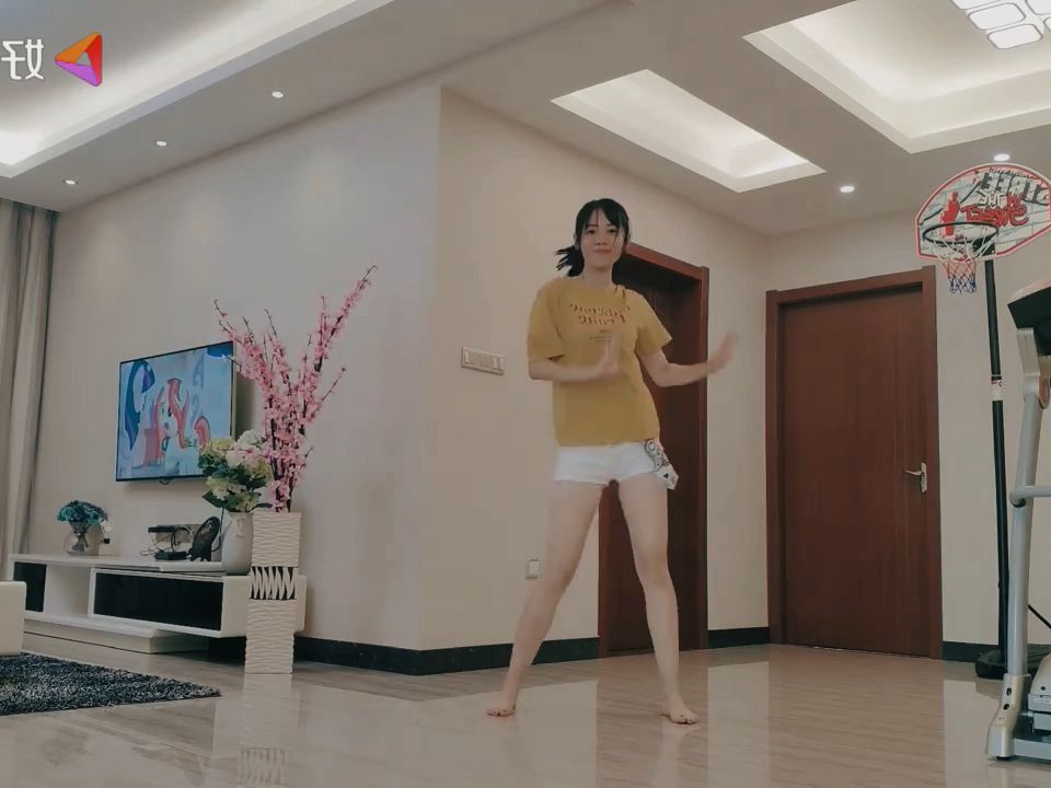 [舞之迷]巧小君广场舞jm假面#维拉 #舞艺吧 #优尚舞姿