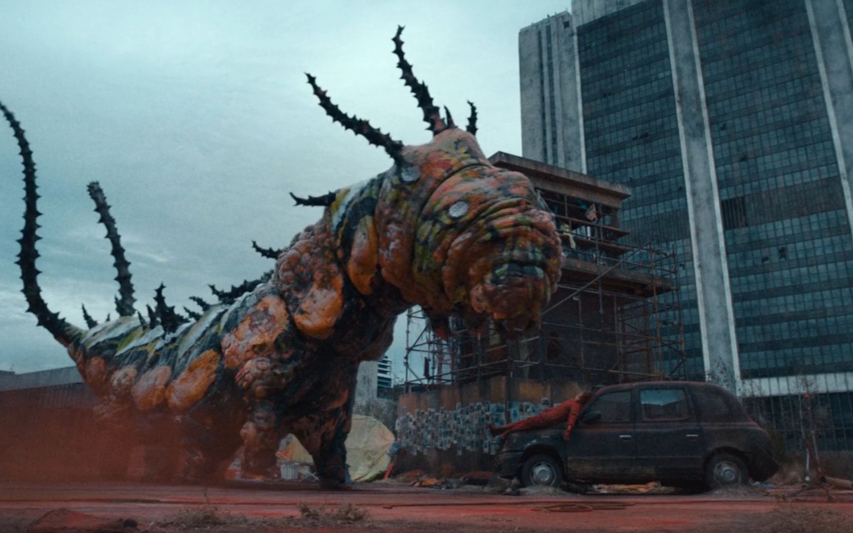 2036年的地球,丧尸病毒大爆发,城市出现越来越多的变异生物