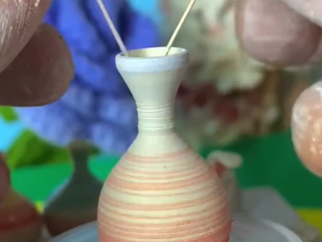 趣味手工陶艺,迷你小花瓶摆件制作过程