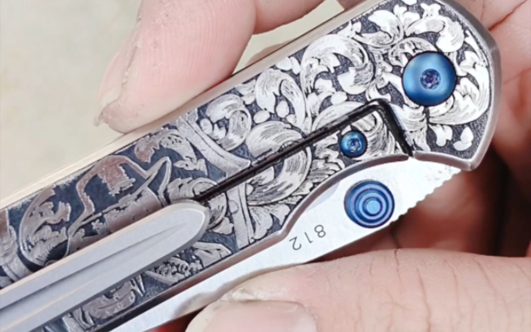 三刃木812小折与艺术雕刻的完美结合