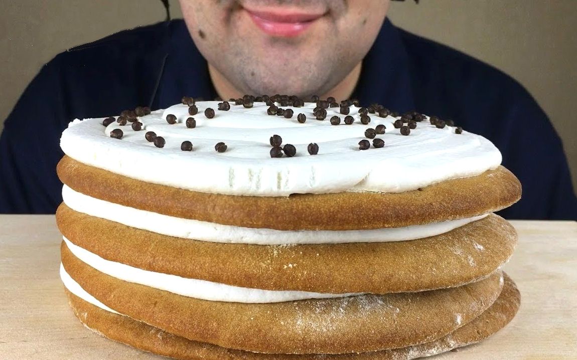 russianeating俄式酸奶油蜂蜜多层蛋糕食音咀嚼音新