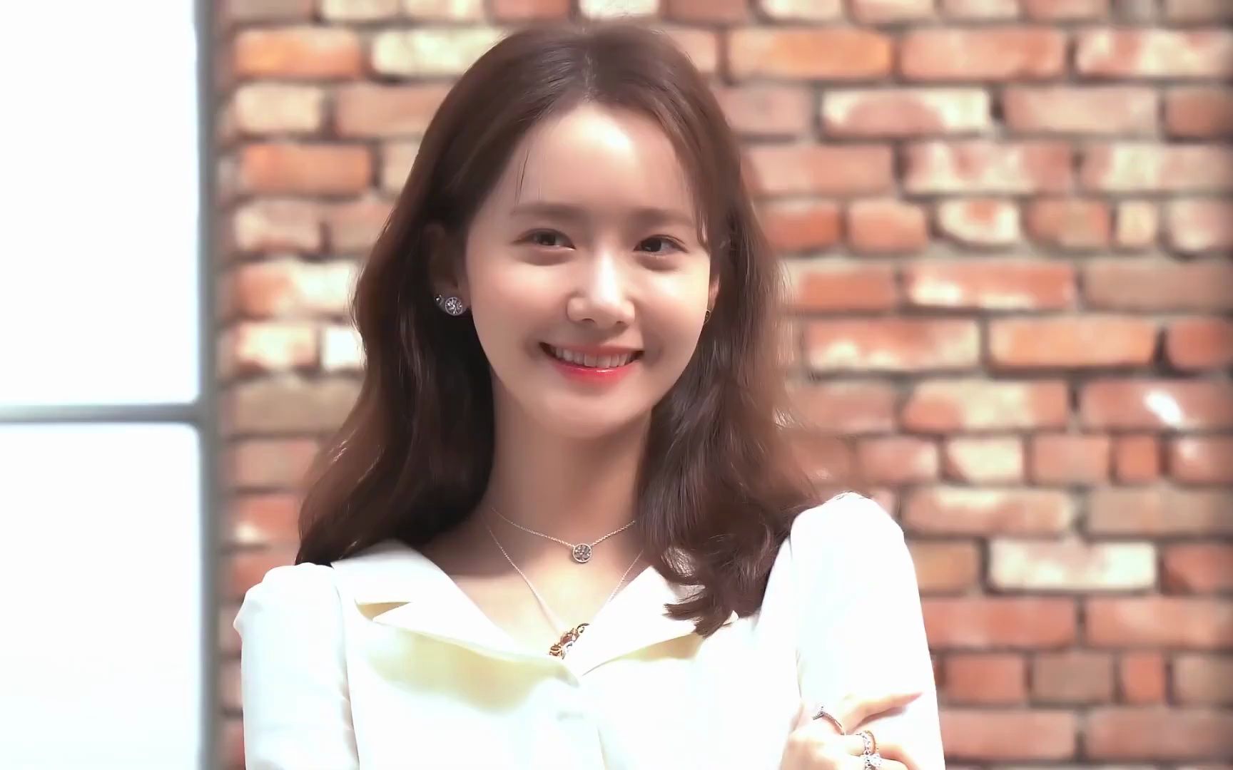 4k漂亮小姐姐无缝循环旗袍美女壁纸图片_动态桌面壁纸019