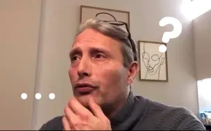 Video herunterladen: 【Mads Mikkelsen】Cute & Funny Moment 老汉可爱合集