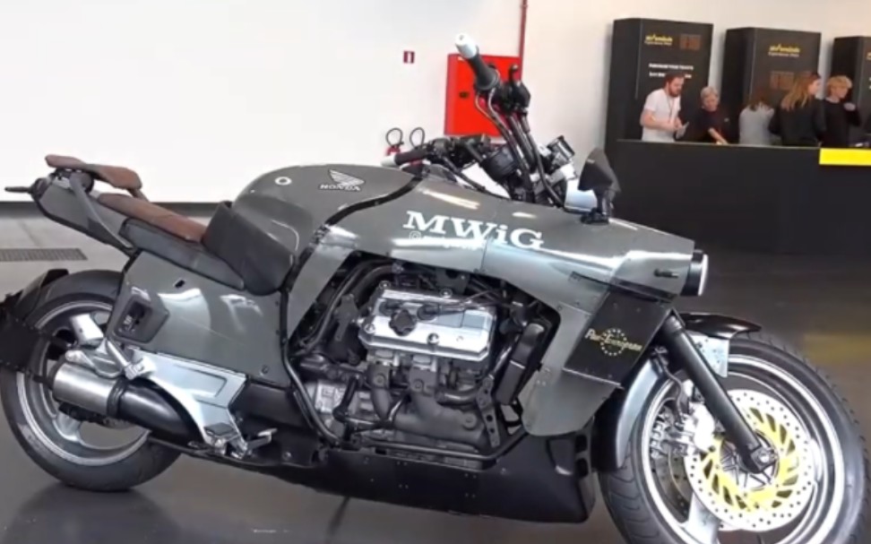 如何让旧本田变成未来摩托车