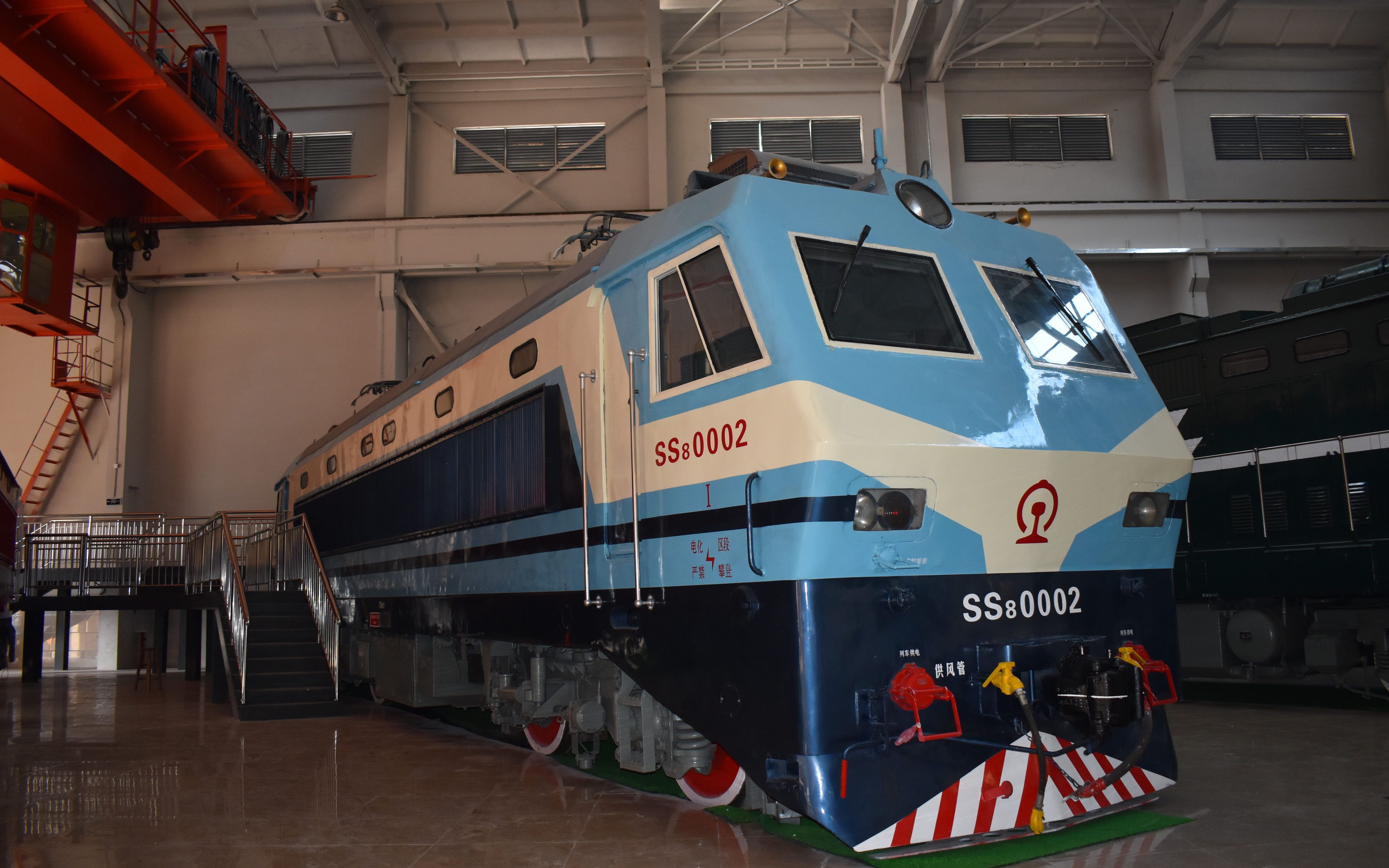 韶山8型电力机车集锦1