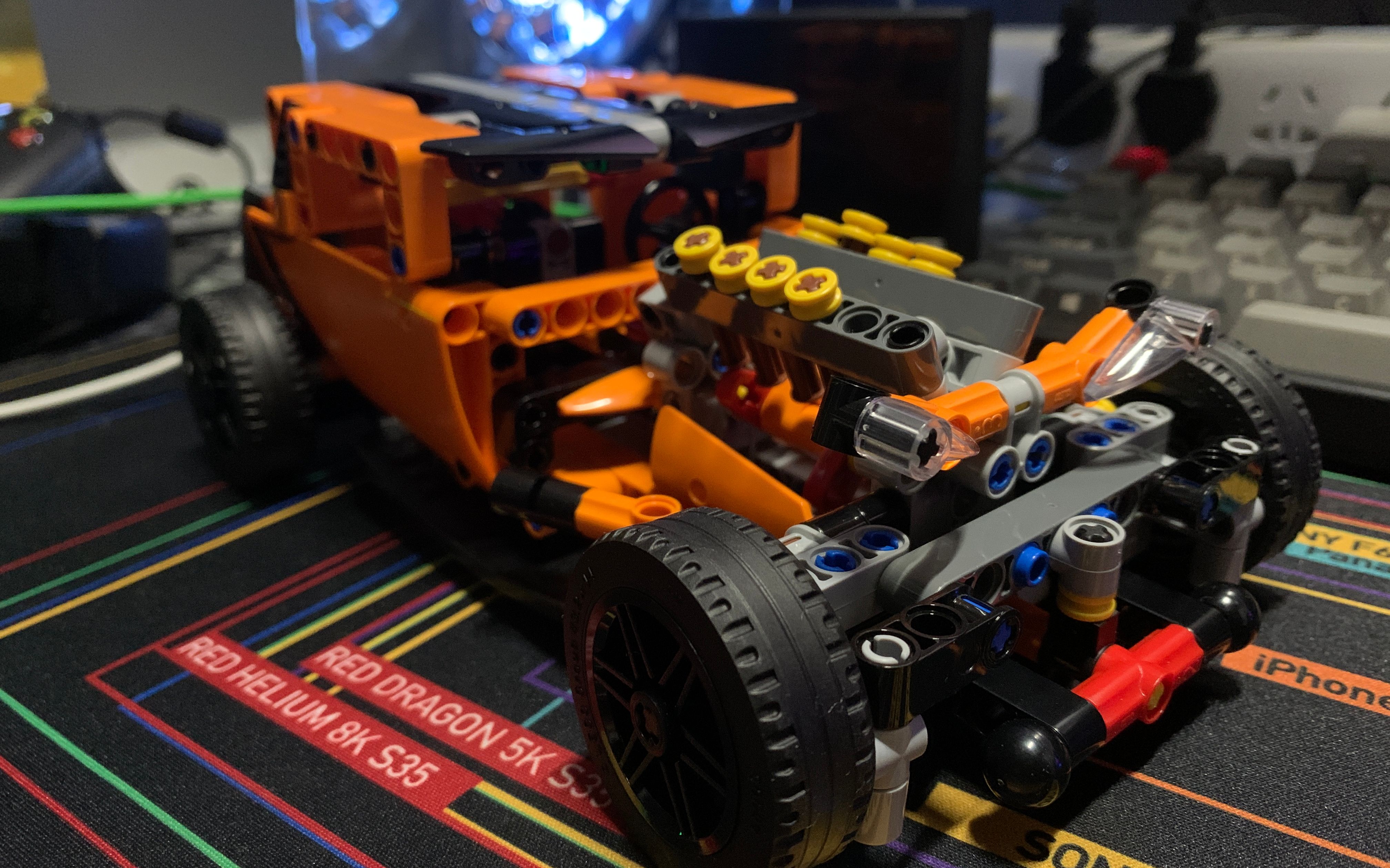 在家没事做之250元值得购买的乐高机械组42093科尔维特zr1b形态八缸