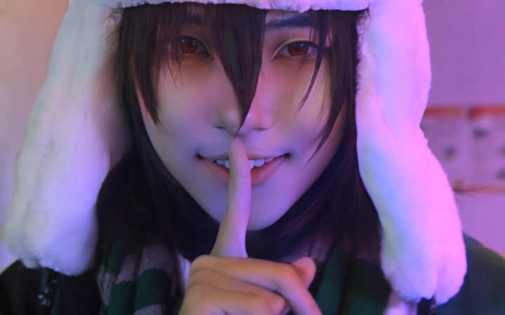 【费奥多尔cos】)hp私设费佳,进来就看陀总点煤气灶