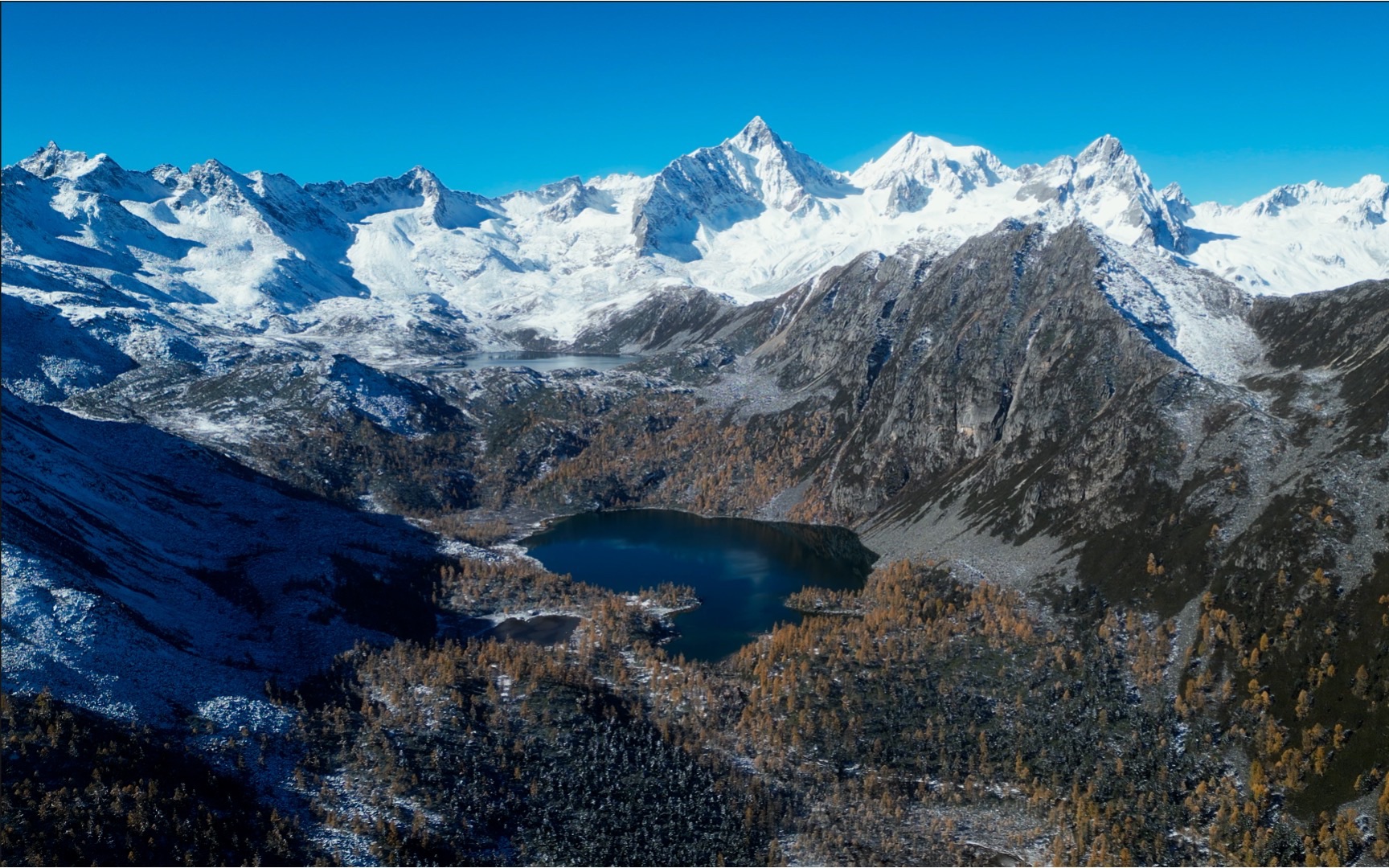 秋天的党岭葫芦海