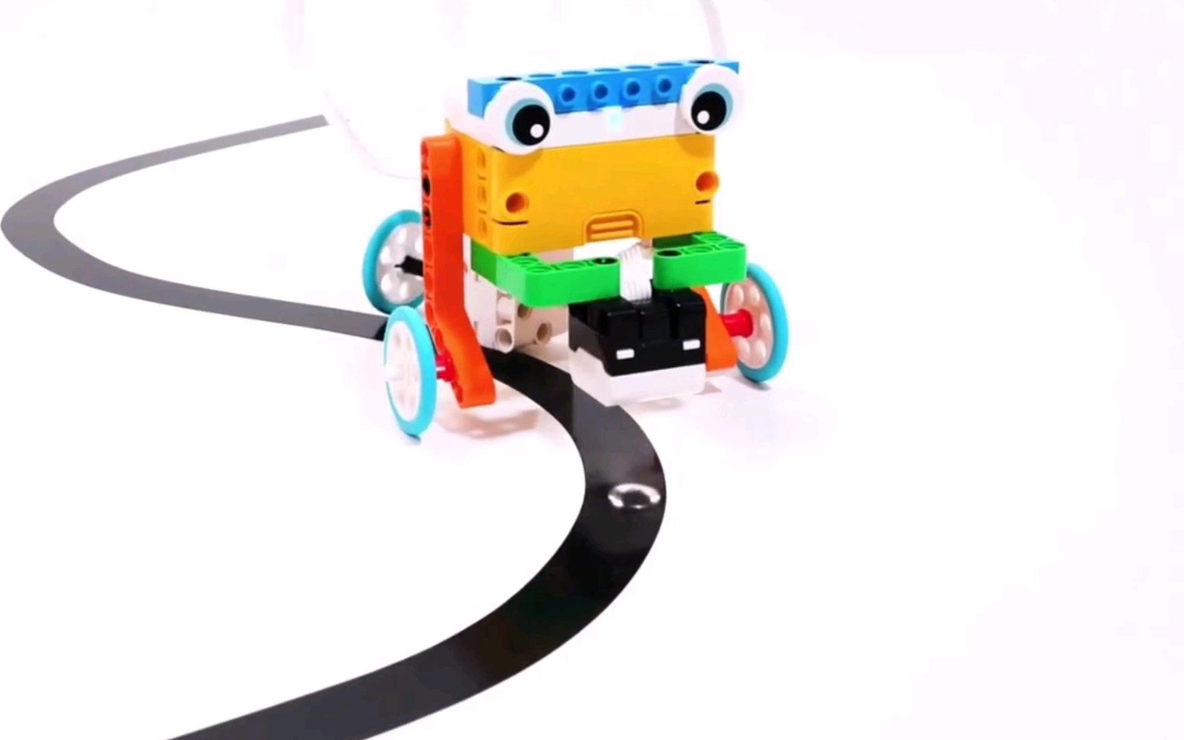 乐高spike-巡线机器人