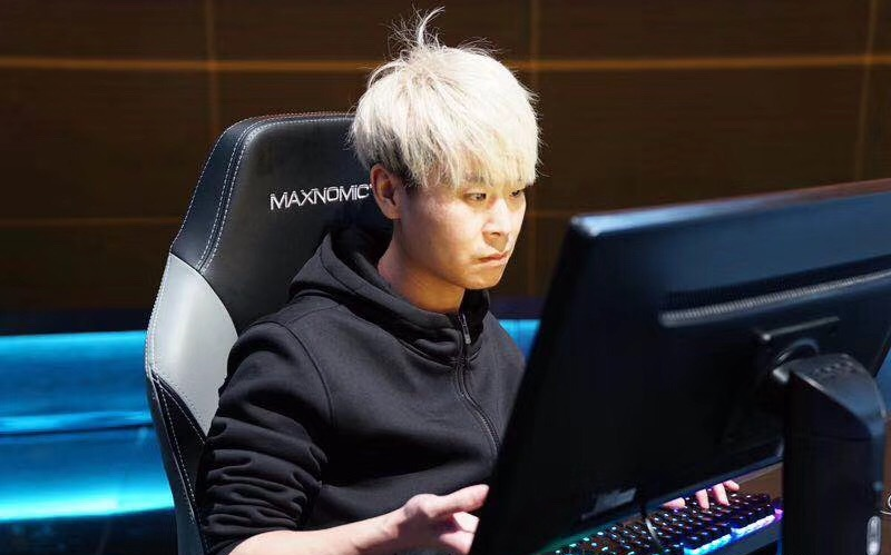 csgo出国集训前的统治天梯mo和aehz的无敌组合csboymoxixialex直播