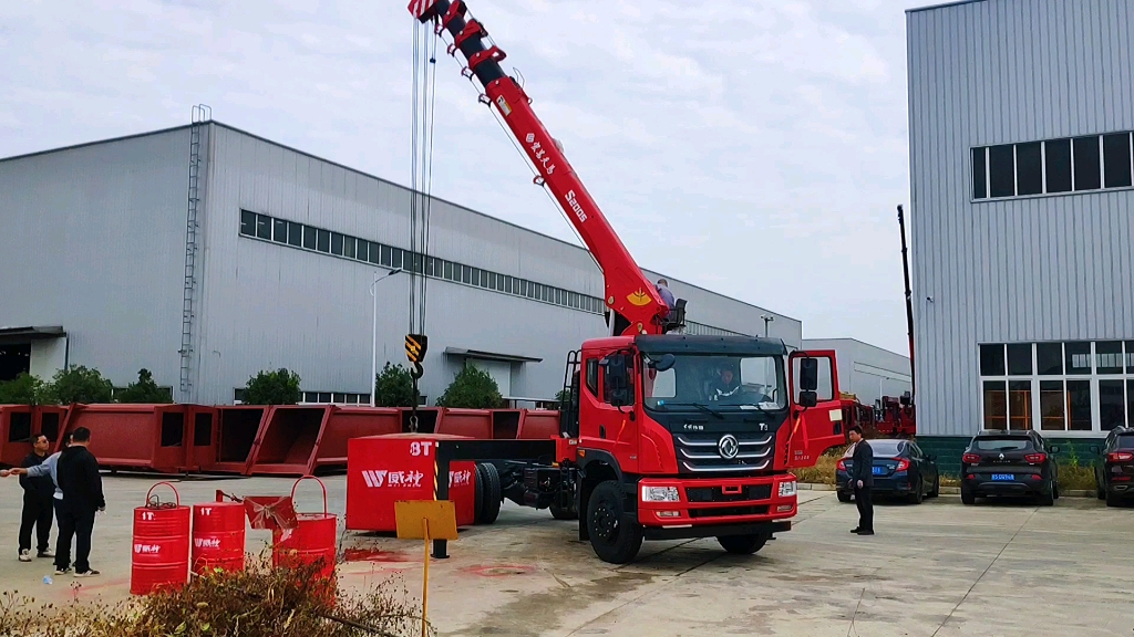 宏昌天马8吨吊机试吊,东风8吨随车吊厂家_哔哩哔哩_bilibili