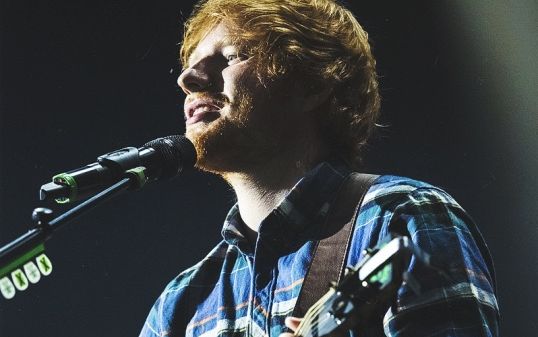 [图]Ed Sheeran - Thinking Out Loud (x Acoustic Session)