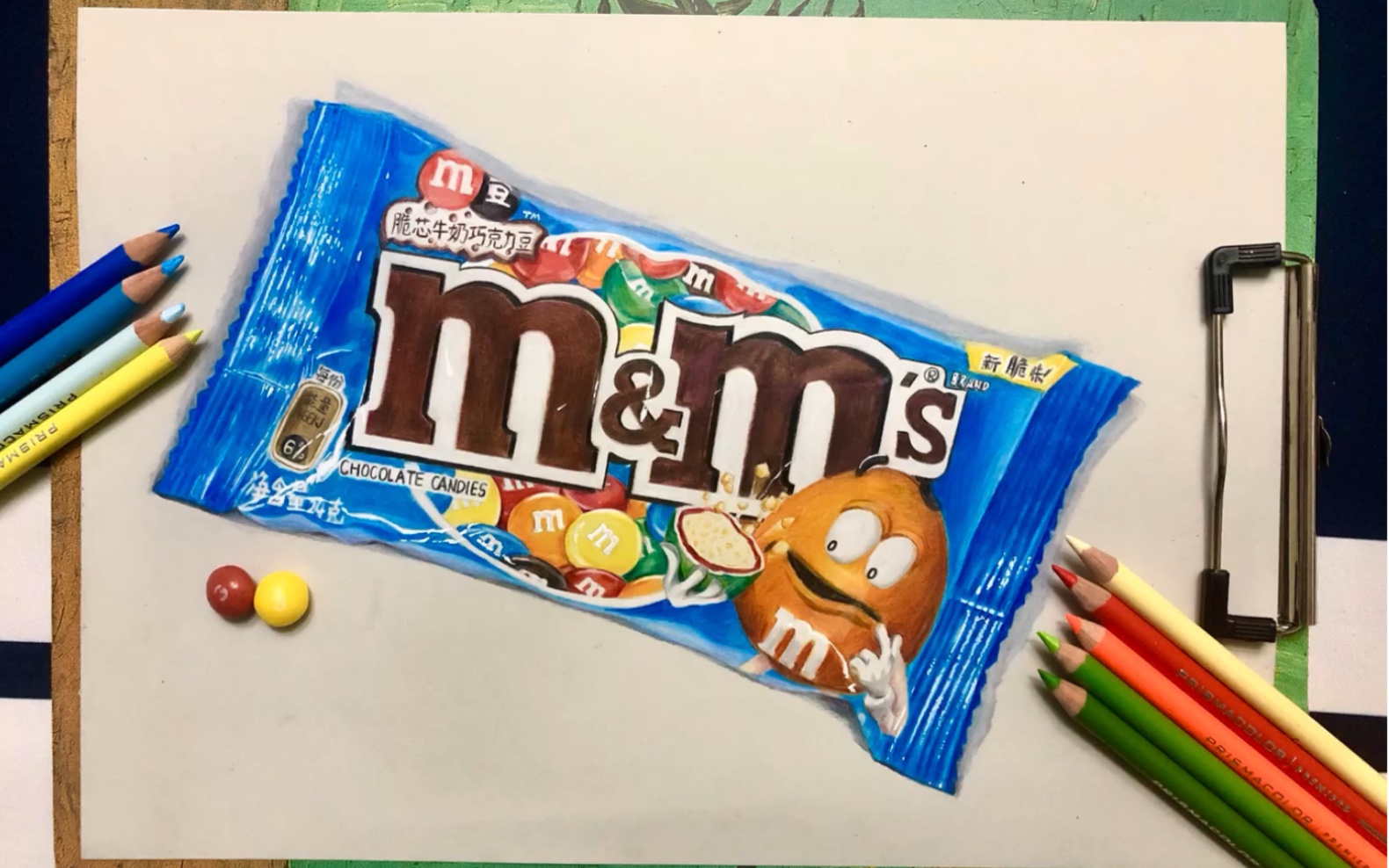彩铅画出逼真m豆,老铁看了都想撕开!