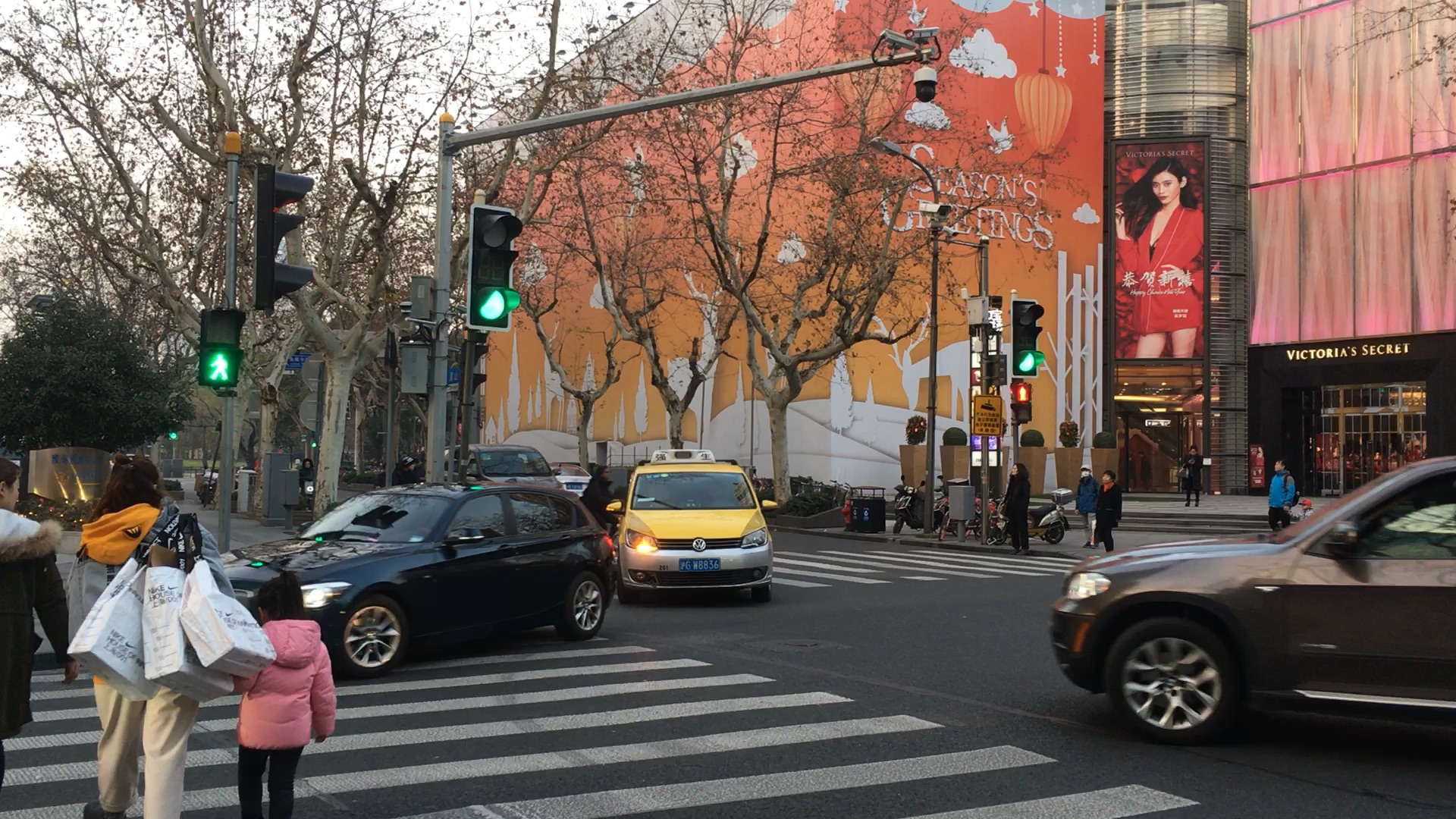 上海市黄浦区 淮海中路嵩山路_哔哩哔哩 (゜-゜)つロ 干杯~-bilibili