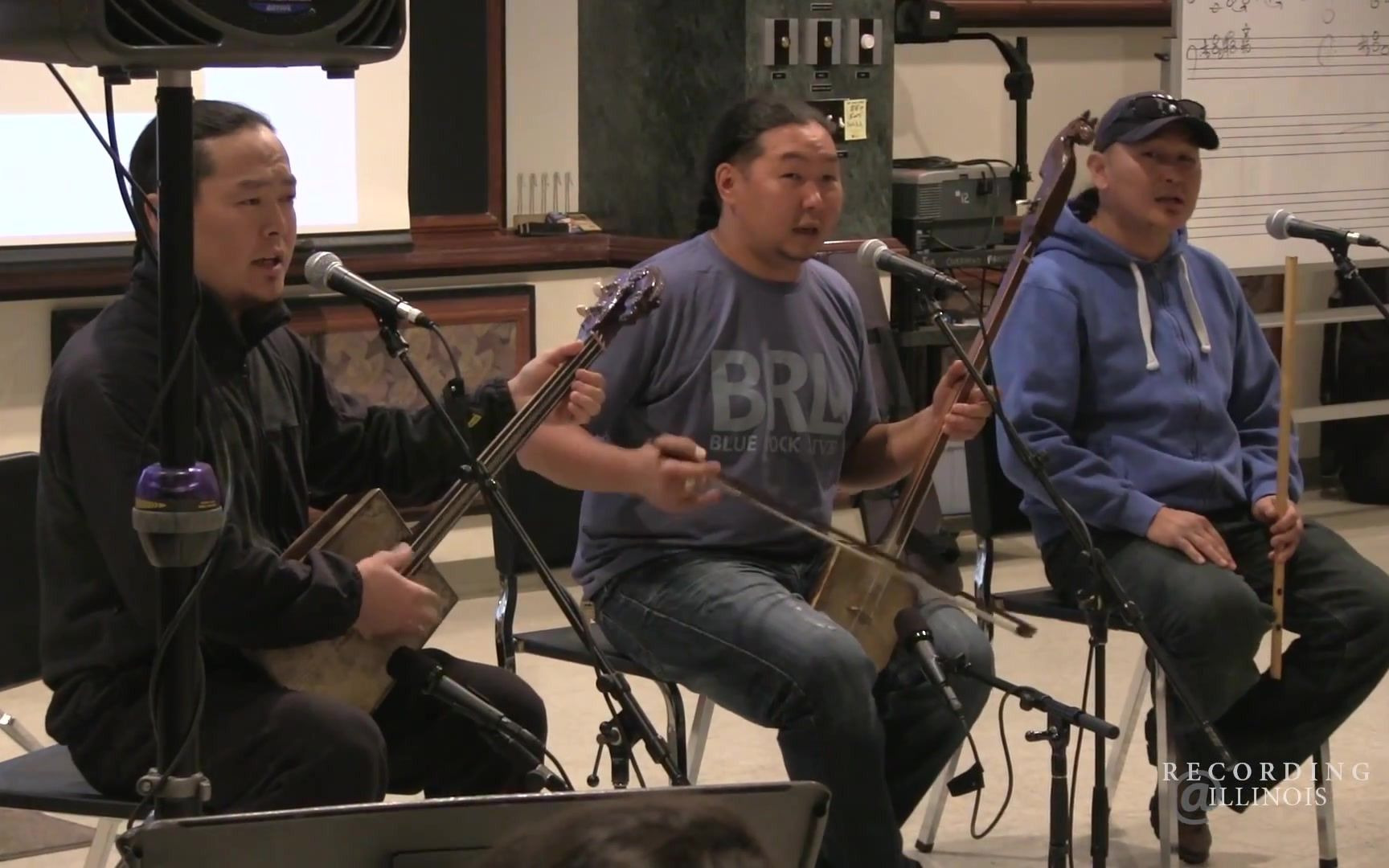 图瓦民歌在外乡alashensembleoskecherdeinaforeignland