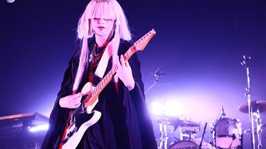 中字】【-真天地開闢集団-ジグザグ】ZIGZAG！爱的美少女战队_哔哩哔哩_