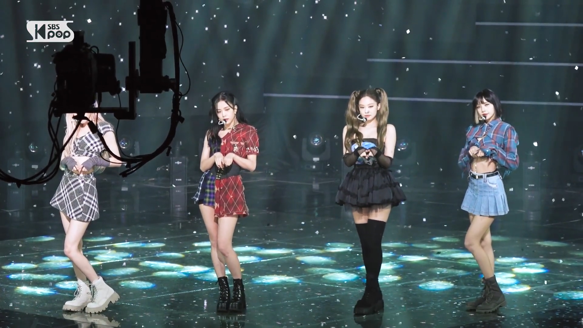 【中字】blackpink《lovesick girls》舞台全员直拍_哔哩哔哩