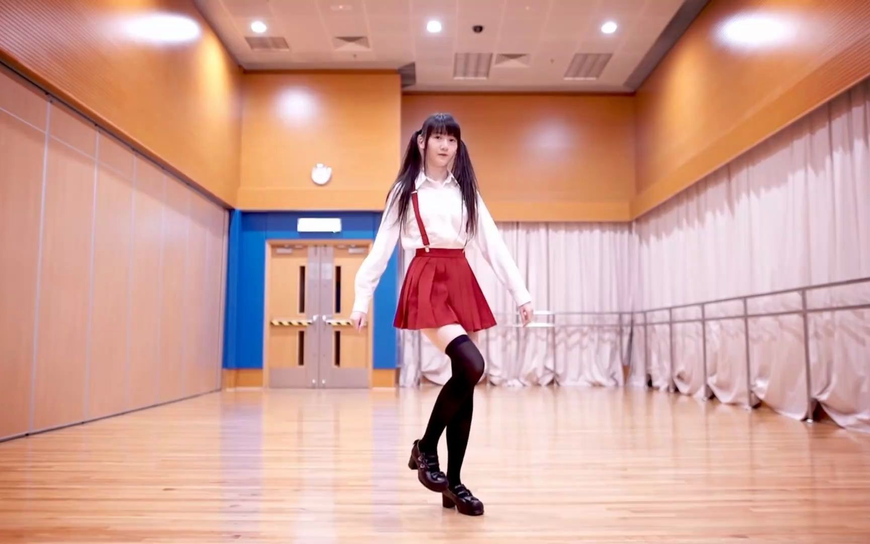 【かや】双马尾小姐姐高萌宅舞,现场录制