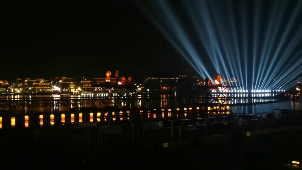 长沙铜官窑古镇夜景图片