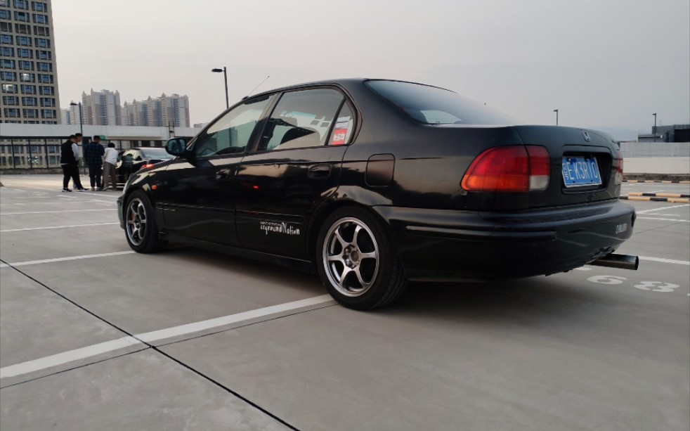 活动作品本田思域ek3广州气温14几天没开冷车启动