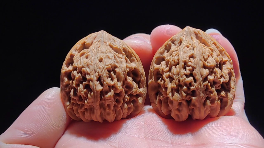 a018南疆石文玩核桃!全品无修!精品