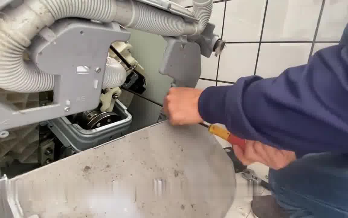 海信洗衣机显示e8《天气488度》,有很多人都不知道,这么解决这个故障