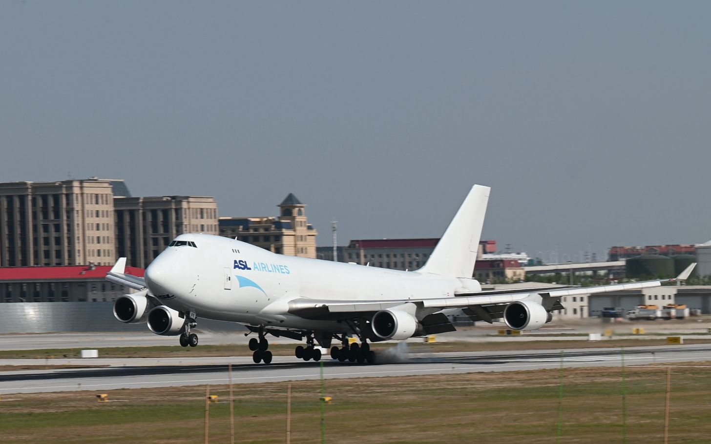 asl比利时b747-400f降落