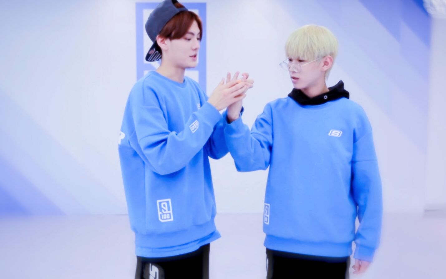 毕侃毕雯珺x李希侃溜溜球教学日常师傅教我称霸校园