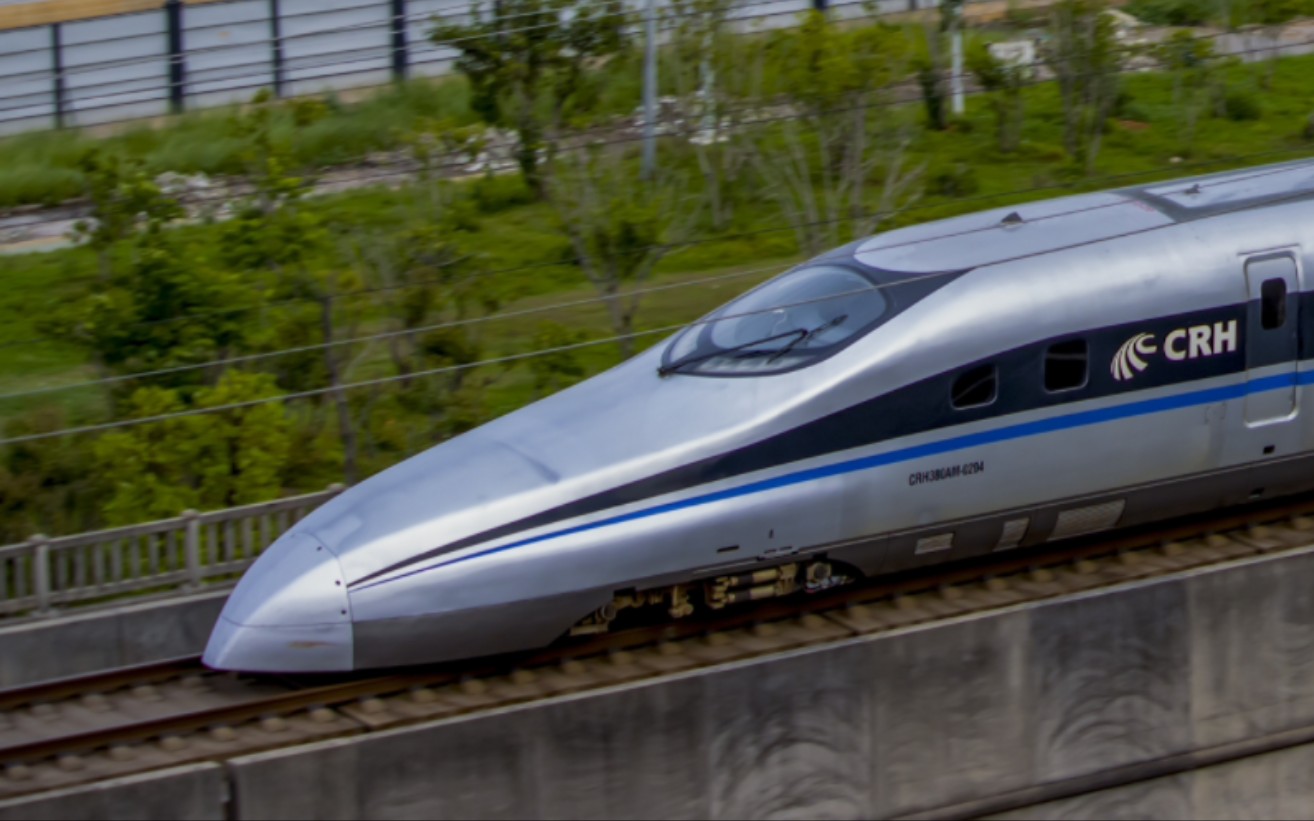 【动检】这也行?散步偶遇crh380am自轮回送海南!