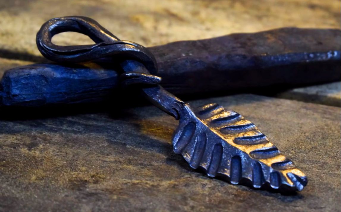 【金属工艺】炽热锻打 做个小叶子挂坠