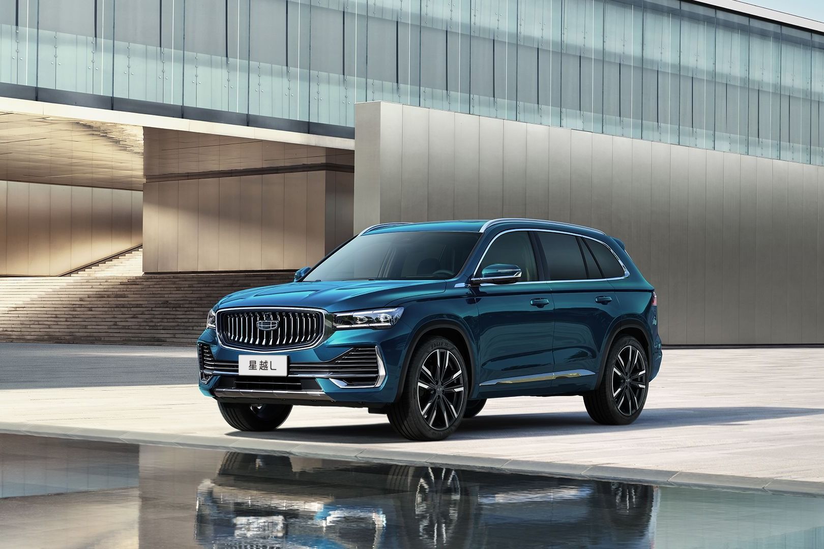 全面越级新体验,吉利星越l带给你不一样的速度与激情