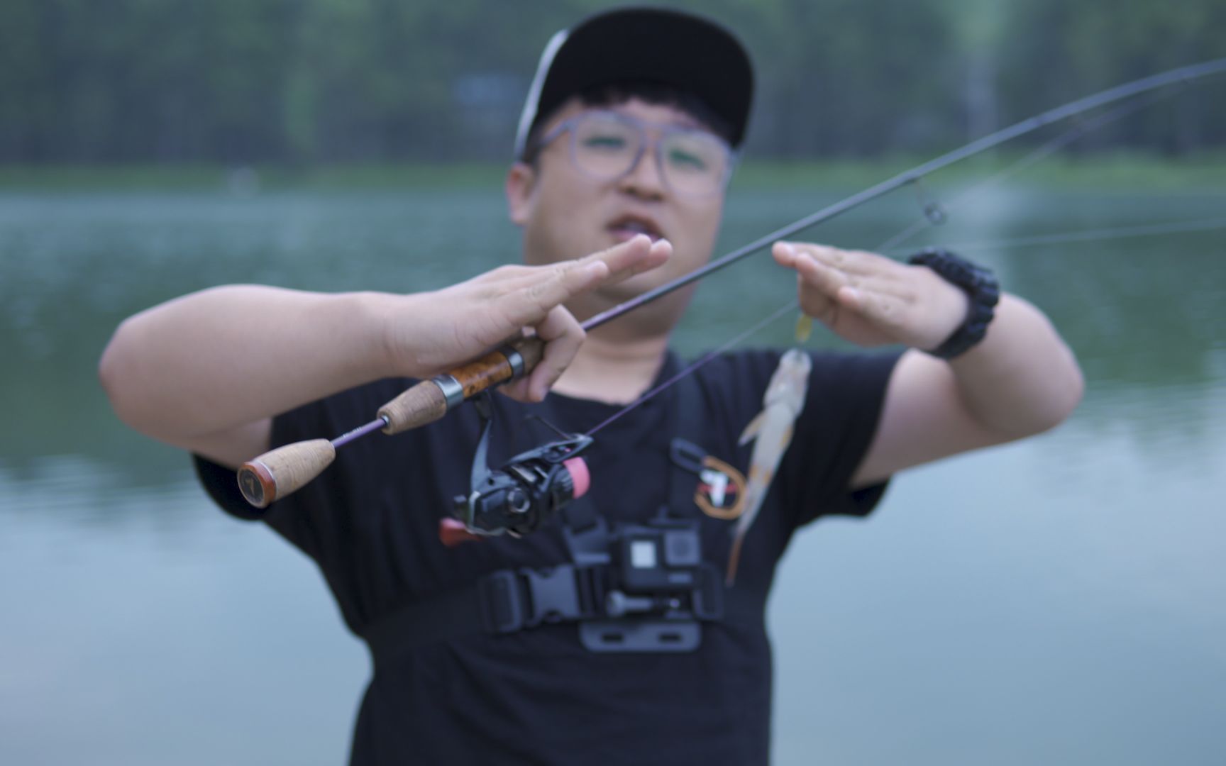 水上推拿师s2雨中造诣做一个快乐的钓鱼佬